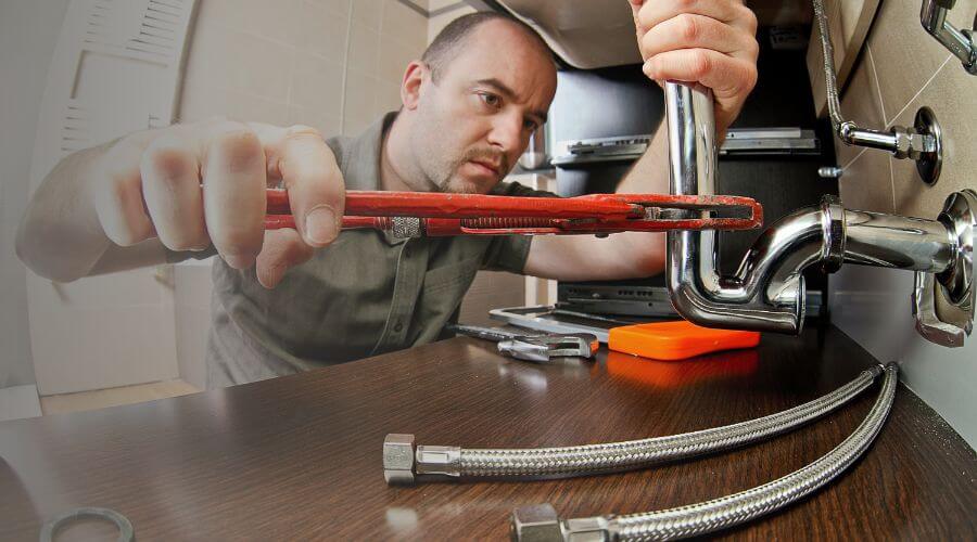 Expert burst pipe repair services in Cuney, TX